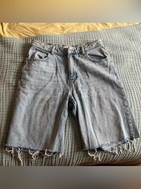 Pull&Bear Light Blue Denim Long Shorts with Frayed Hem US 8